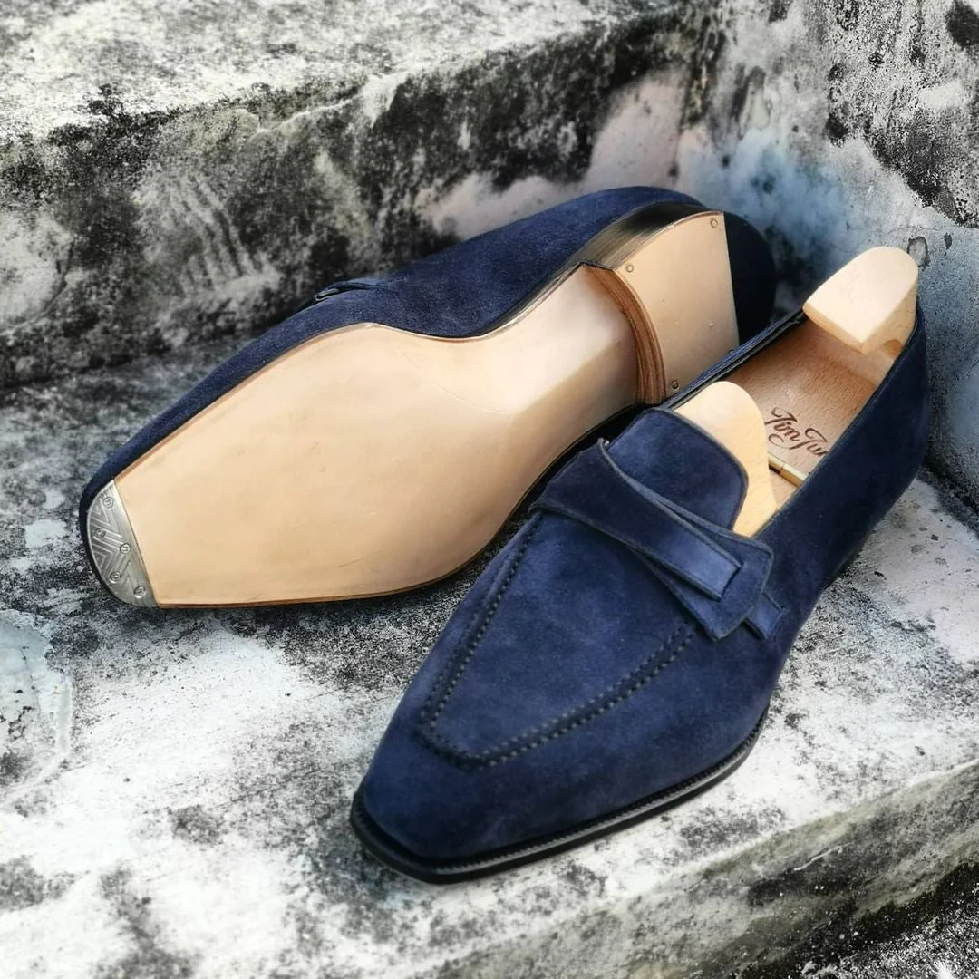 DARK NAVY SUEDE BUTTERFLY LOAFERS