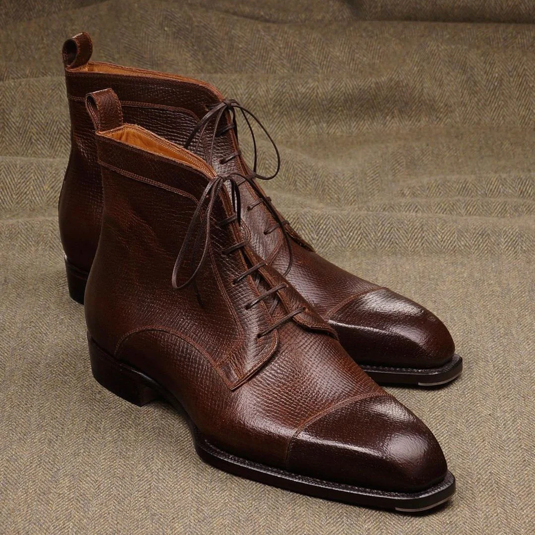 Premium brown classic men's leather boots