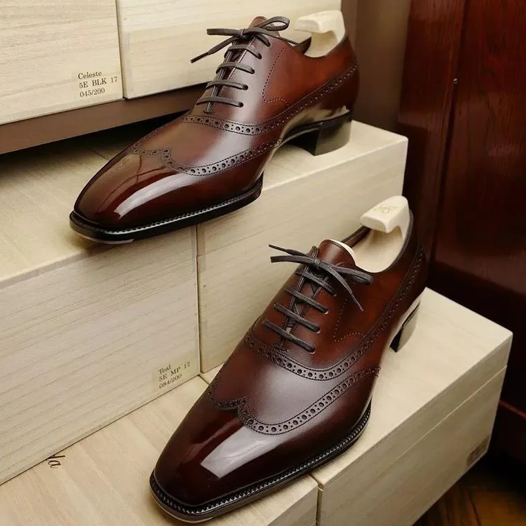 Men's classic business carved low heel brogue shoes