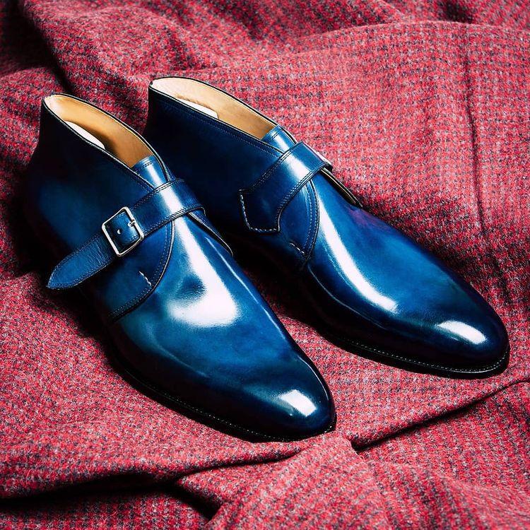 Classic blue men's premium single buckle chukka boots