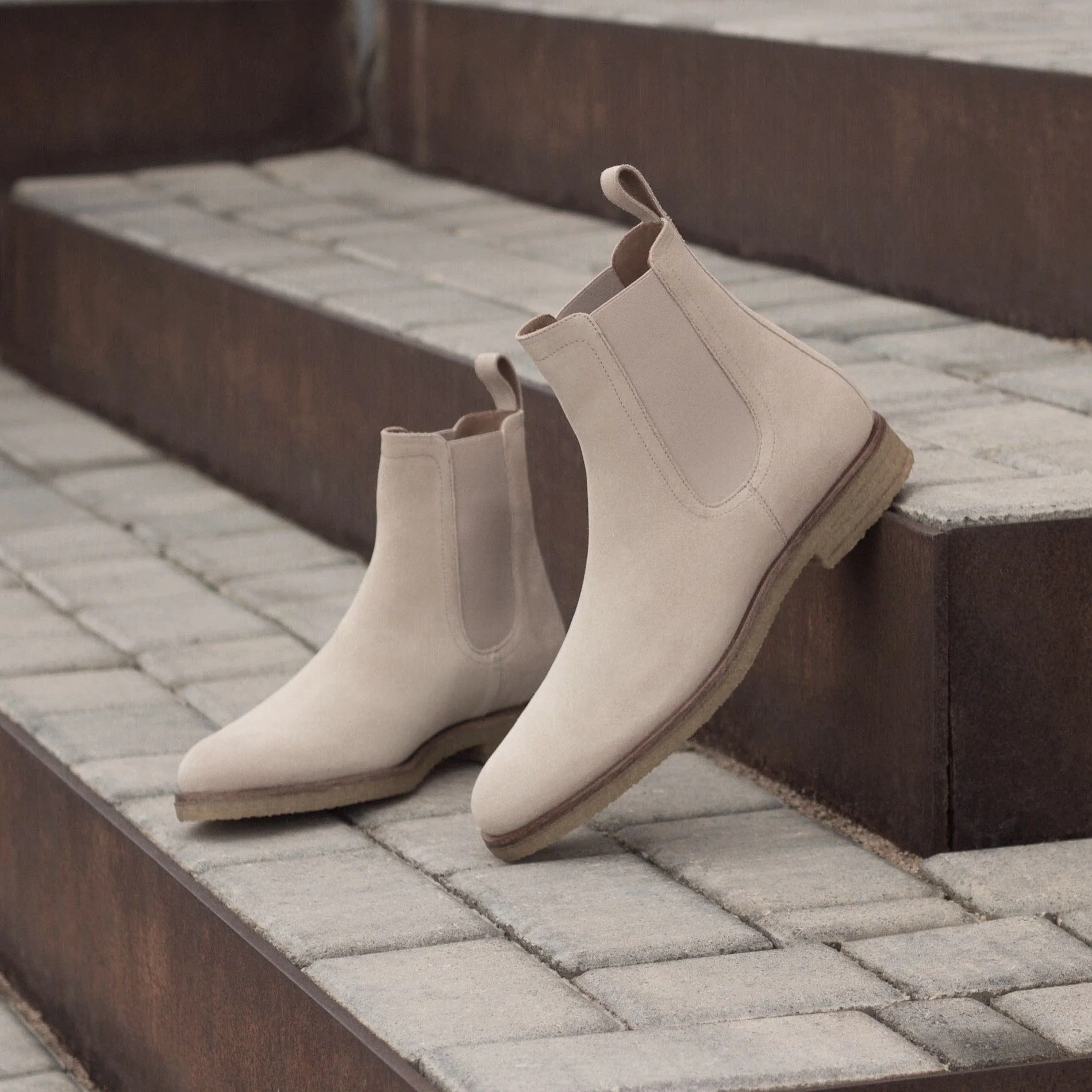 Beige classic pointed toe mid-cut Chelsea boots