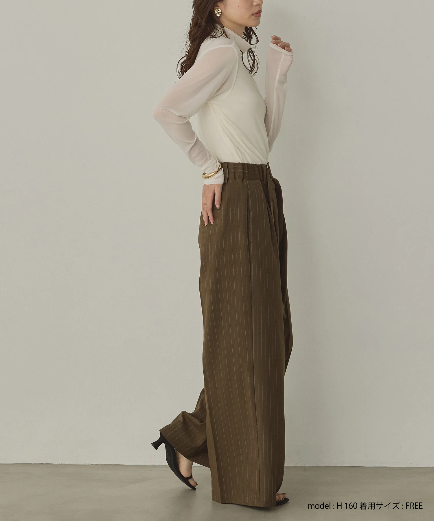 ツイルストライプ タックワイドパンツ