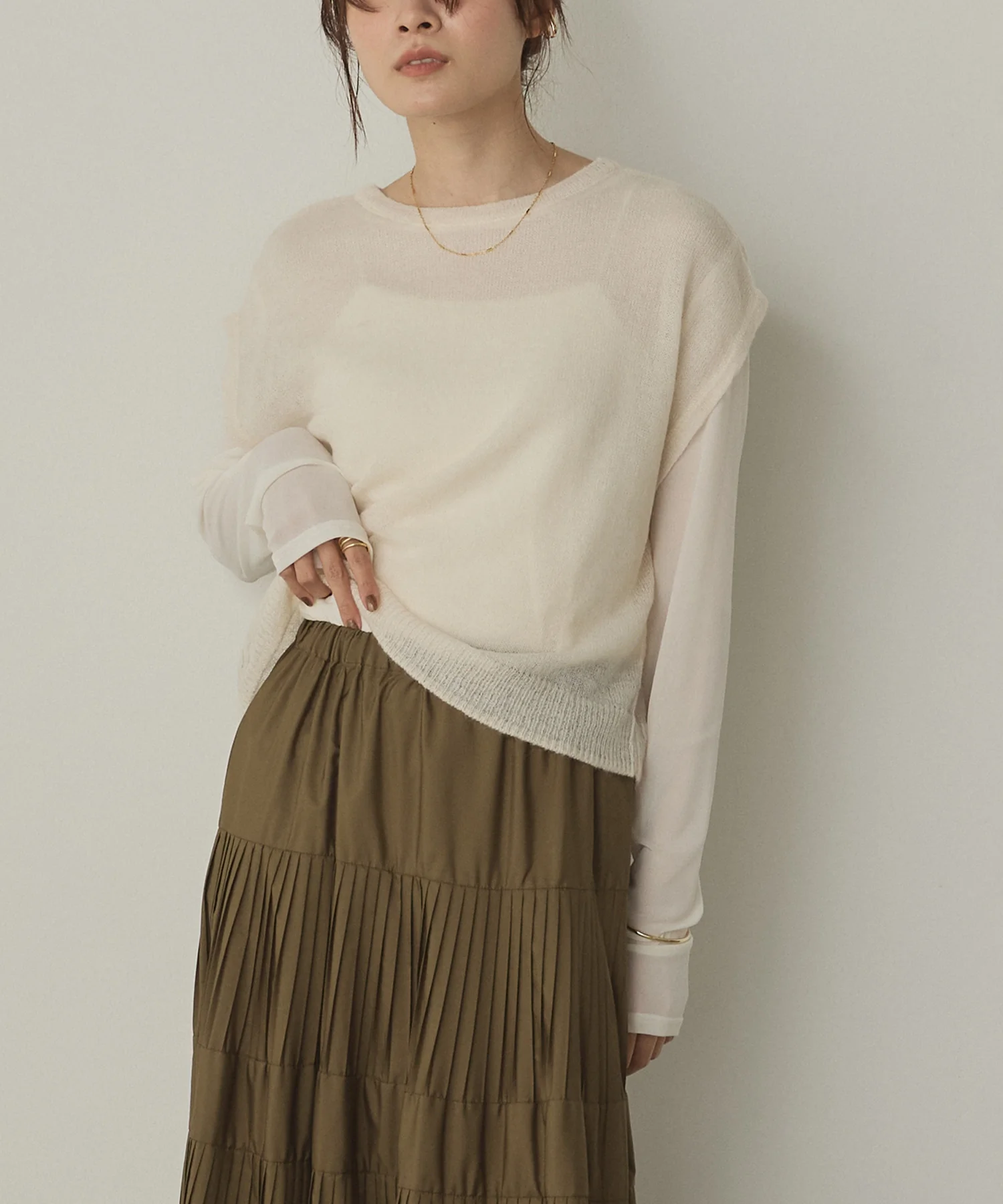 前後2WAY バックリボンシアーニット