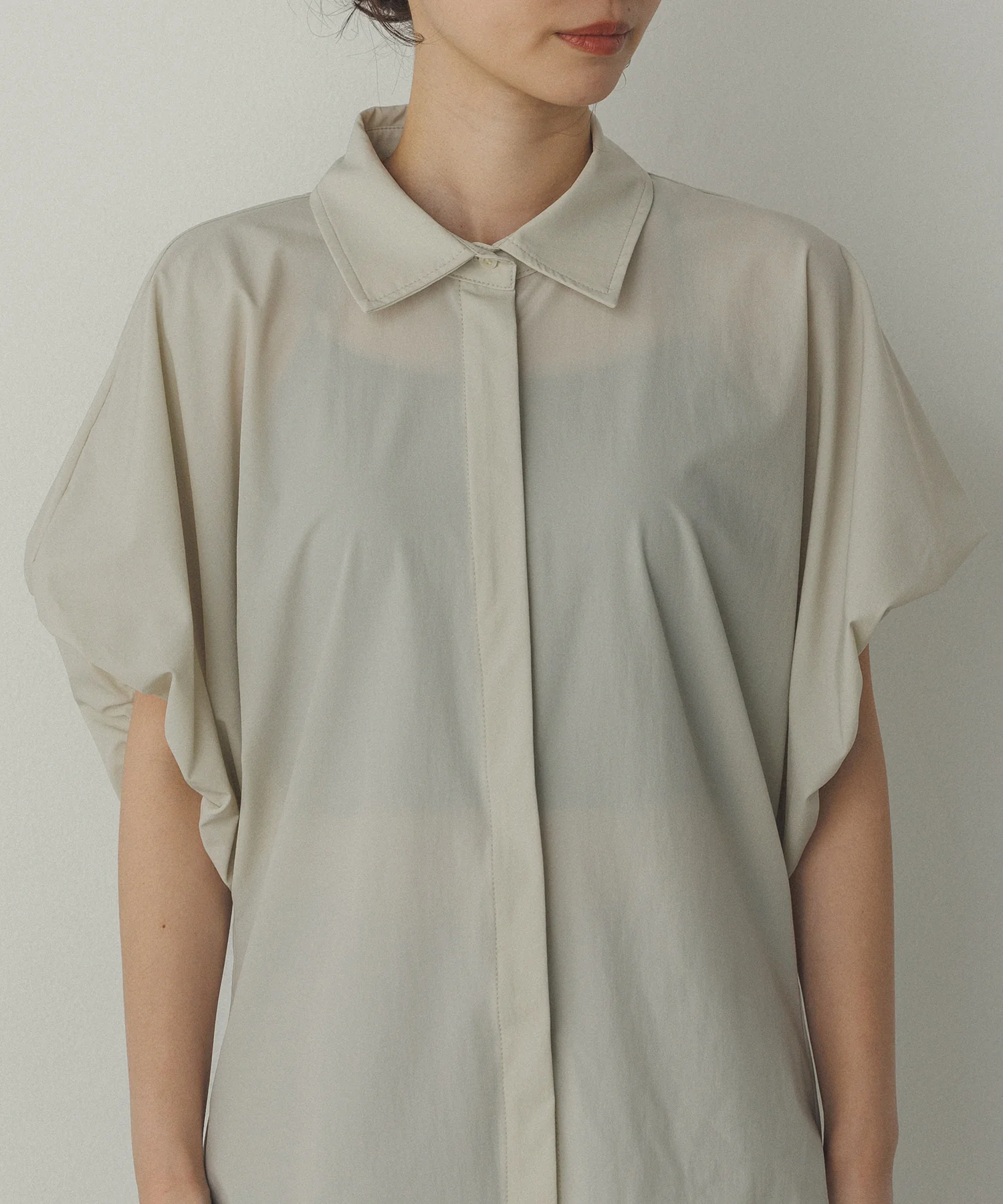 【接触冷感】 パフスリーブシャツ