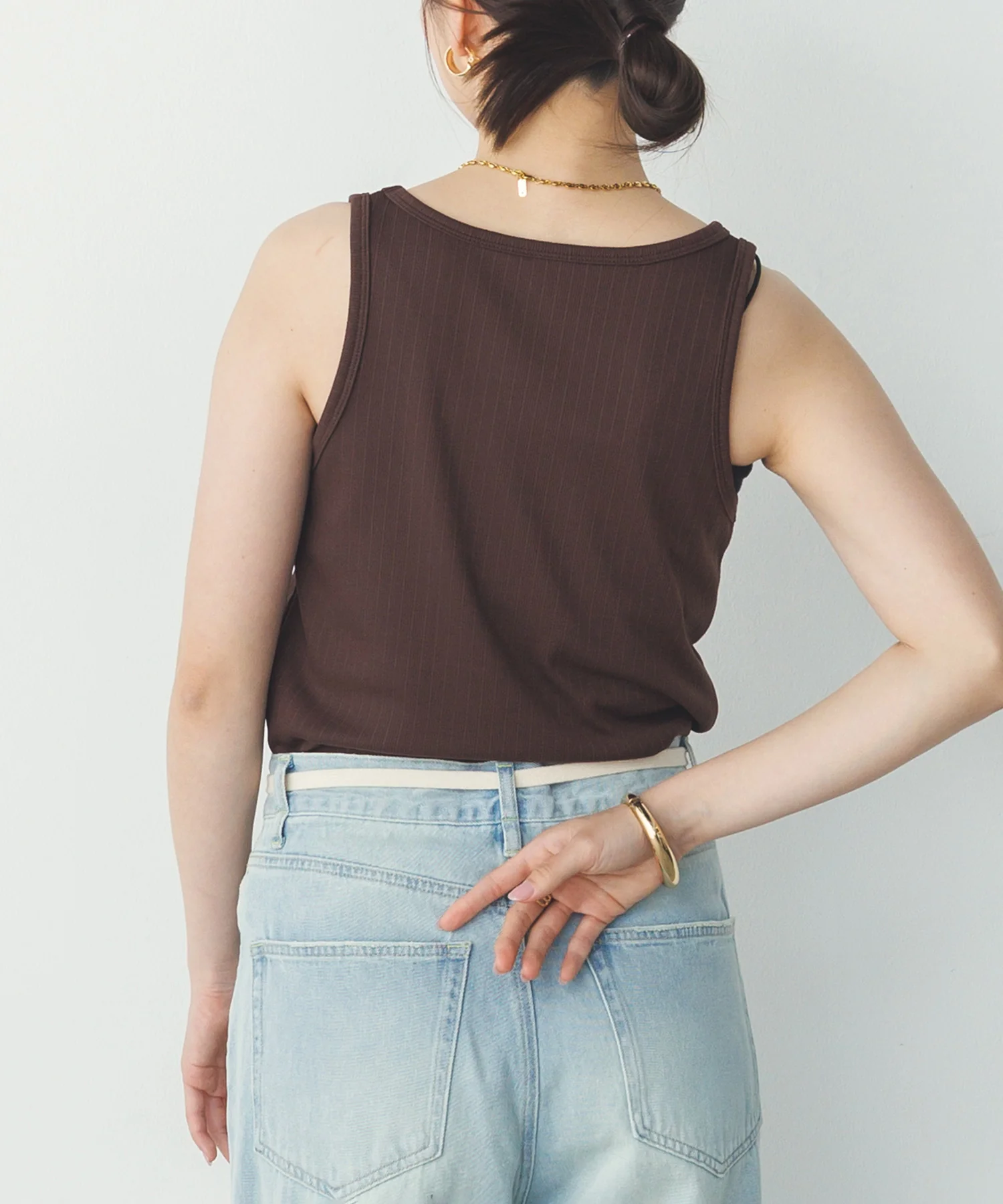 ロゴ刺繍 リブタンクトップ