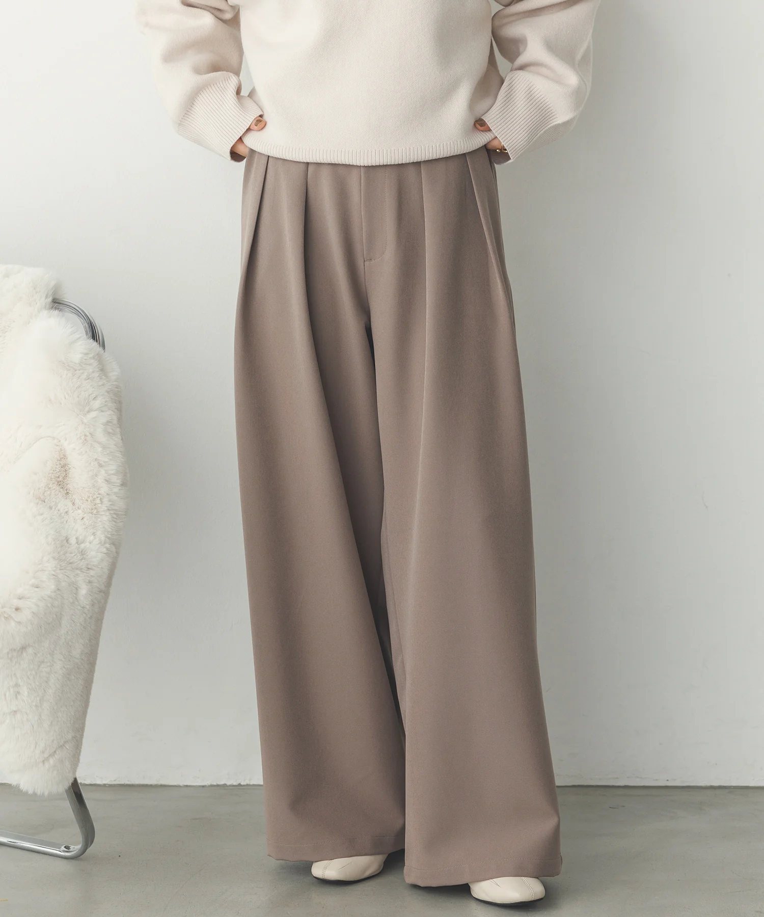 ストレッチワイドパンツ