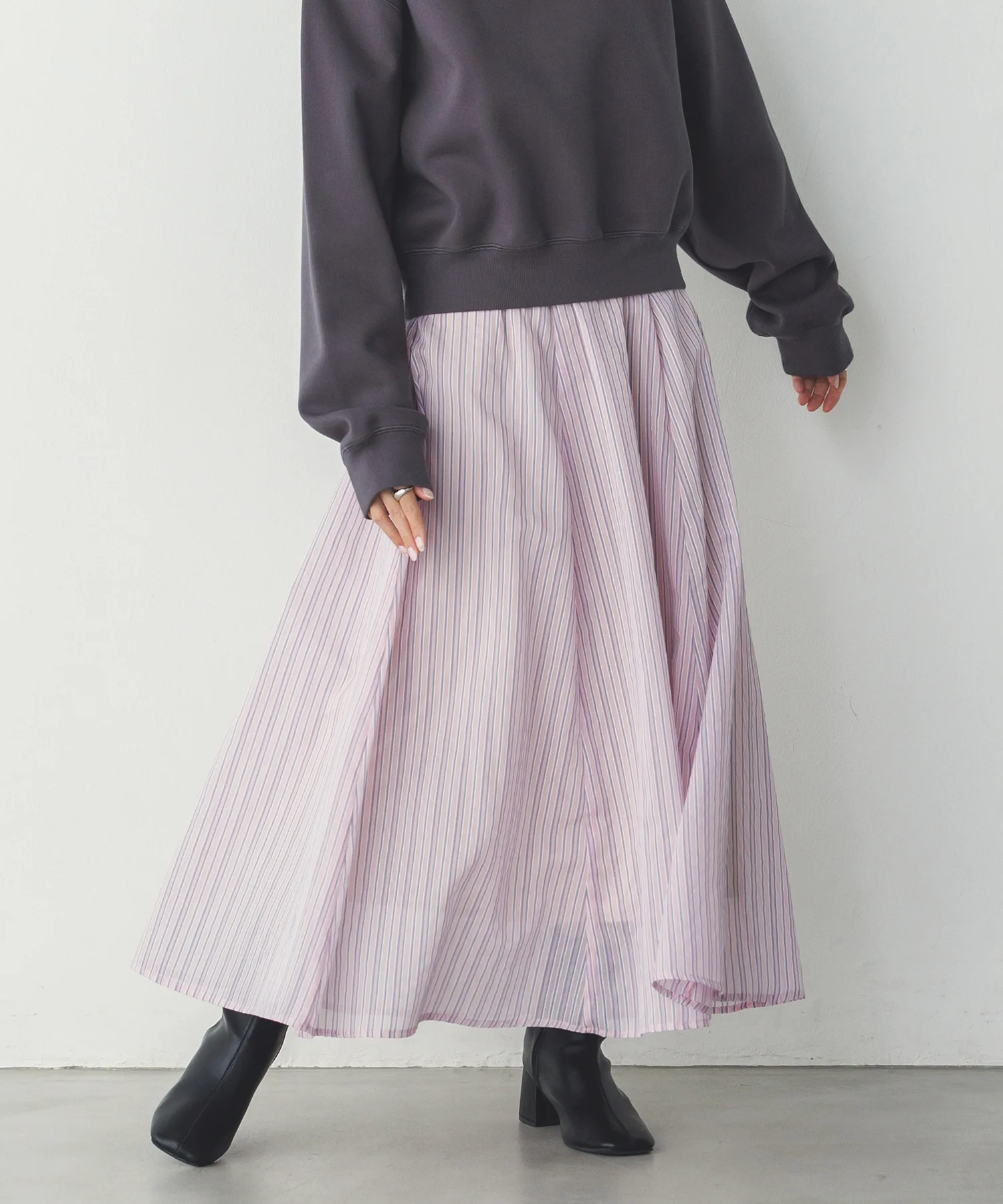 ドビーストライプ シアーフレアスカート