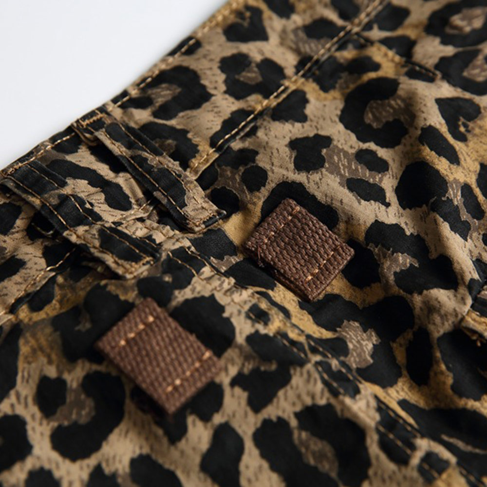 レオパード柄ワイドカーゴパンツ