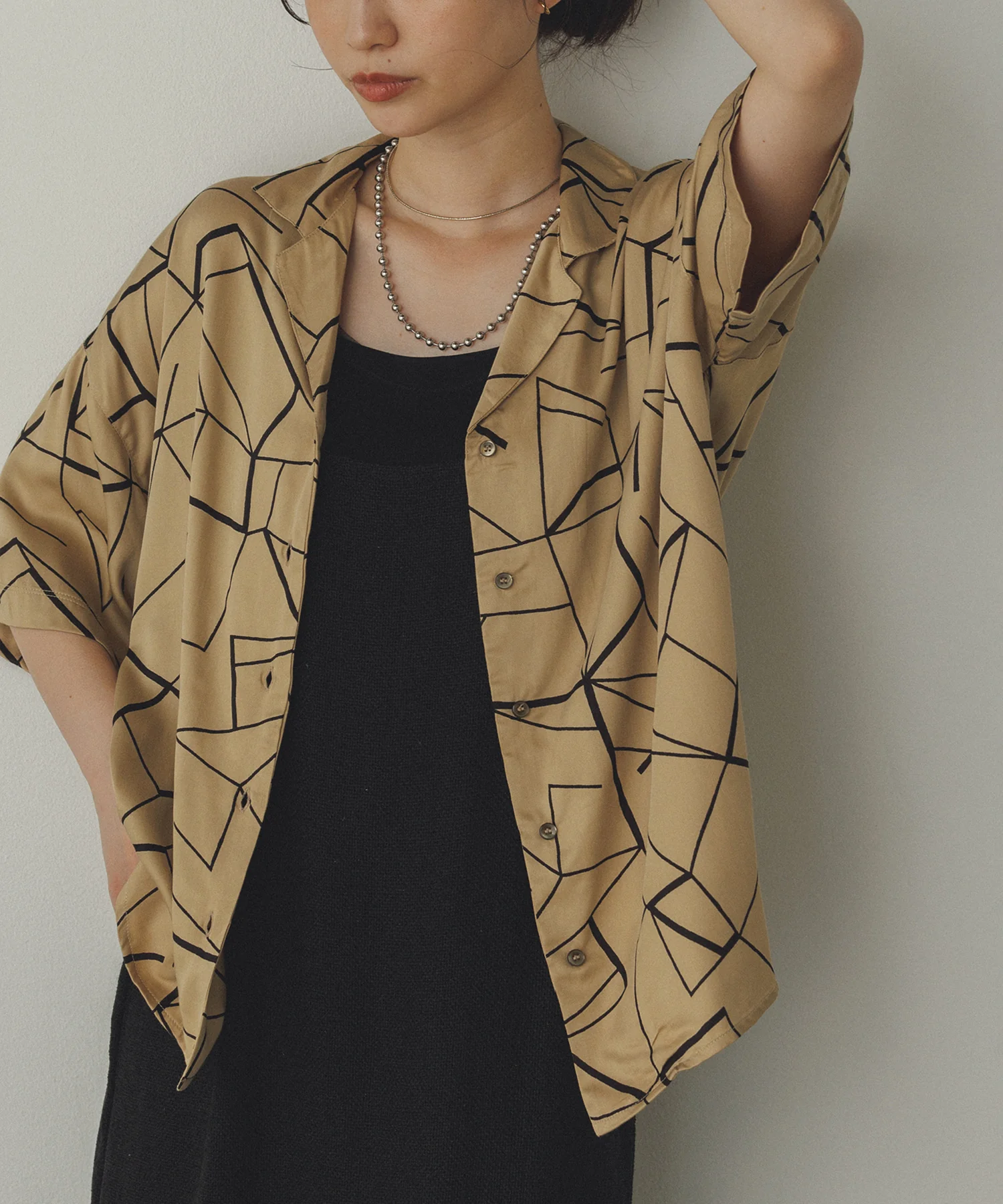 ビスコースサテン プリント開襟シャツ