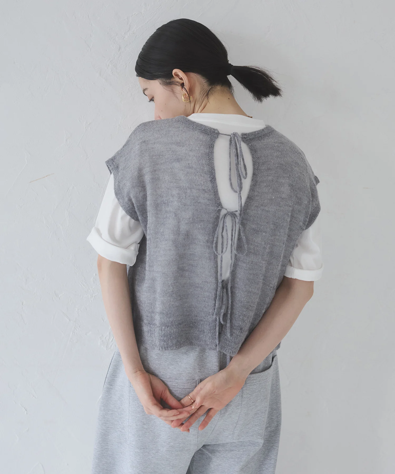 前後2WAY バックリボンシアーニット