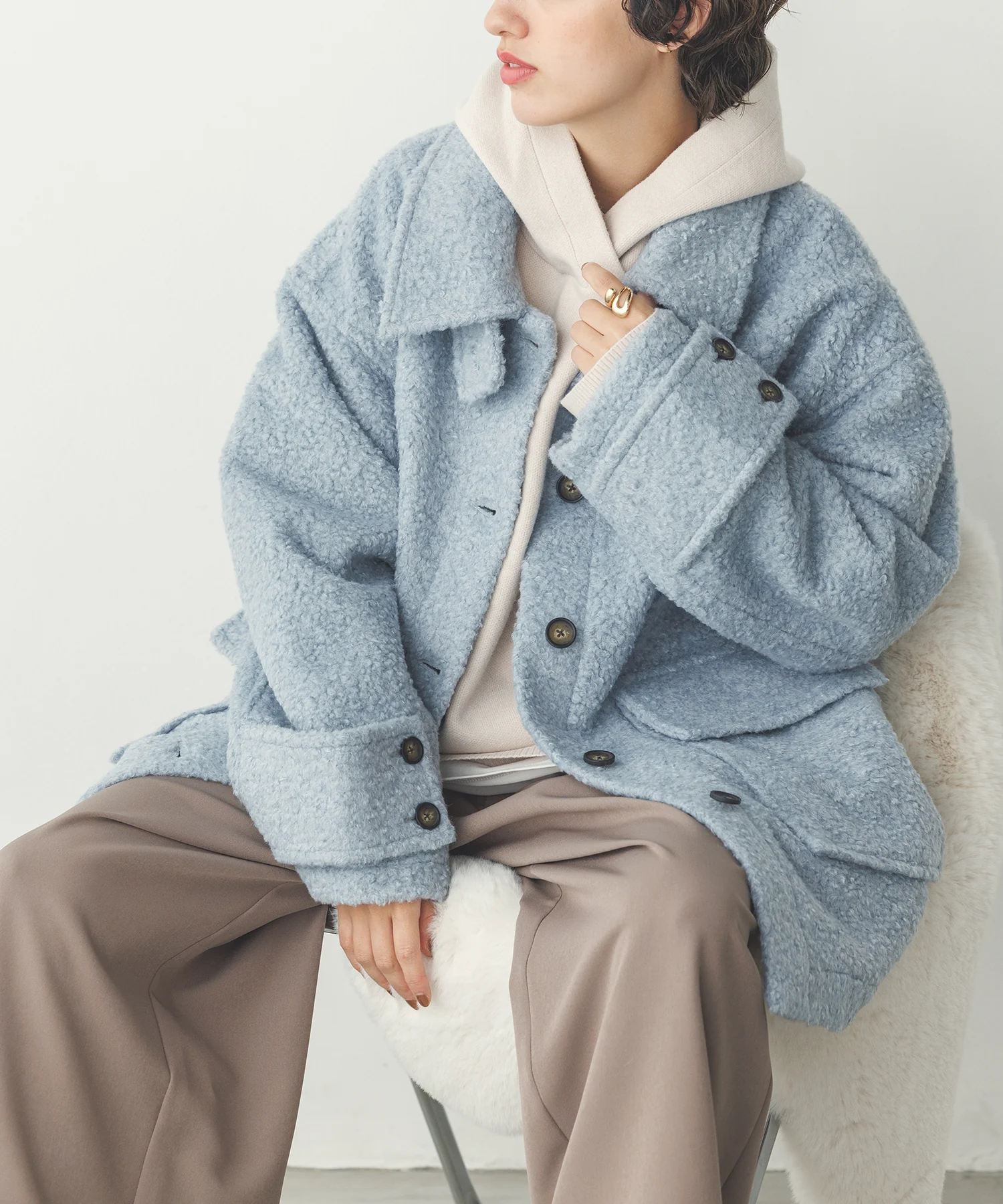 ブークレ ミドルシャツコート