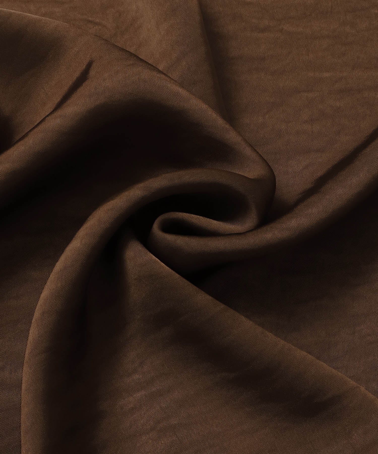 マットサテン タックシャツ