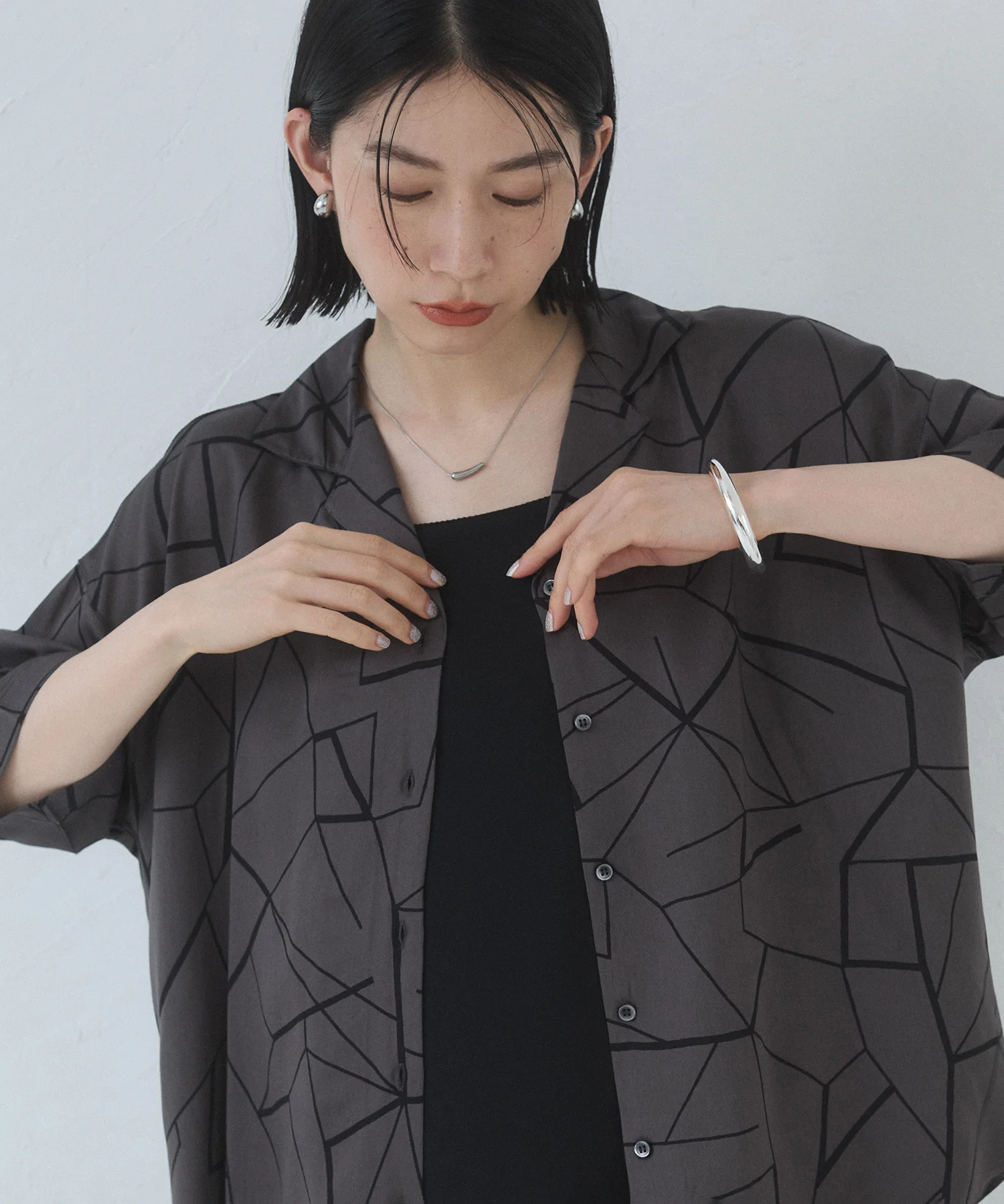 ビスコースサテン プリント開襟シャツ