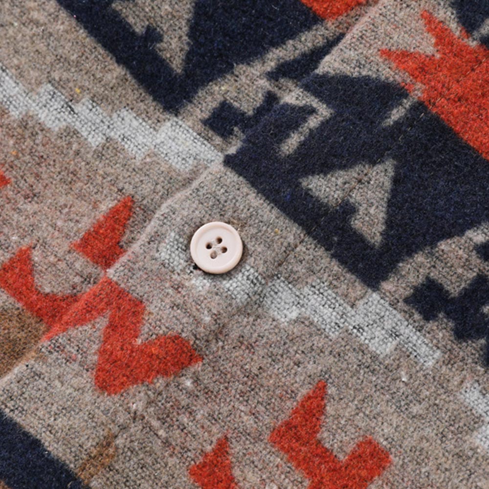 ナバホ柄民族風ジャカード長袖ラシャシャツ