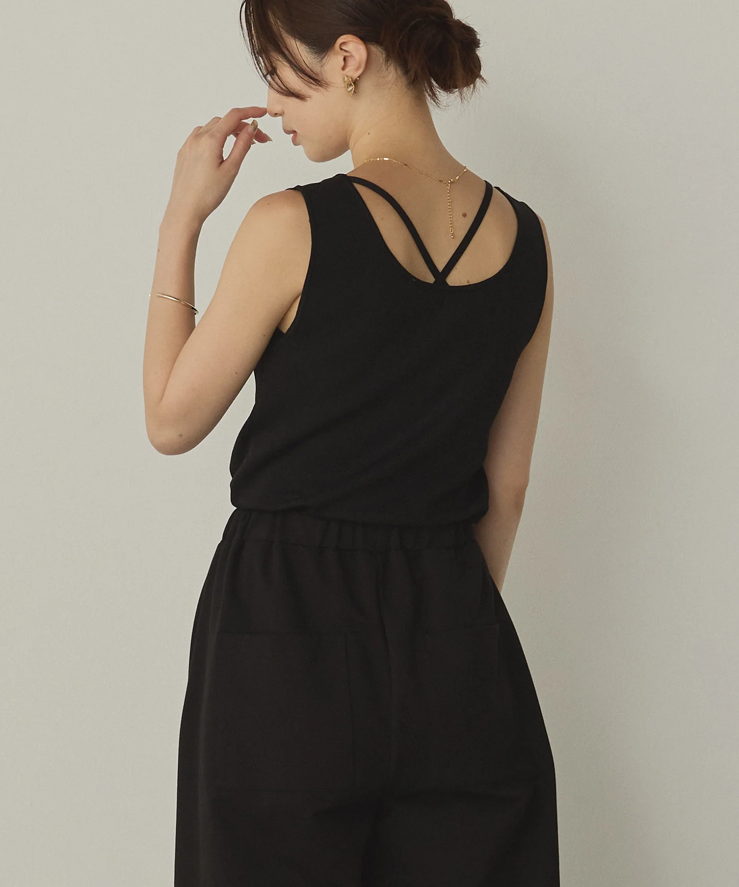 前後2WAY スクエアラメニット タンクトップ