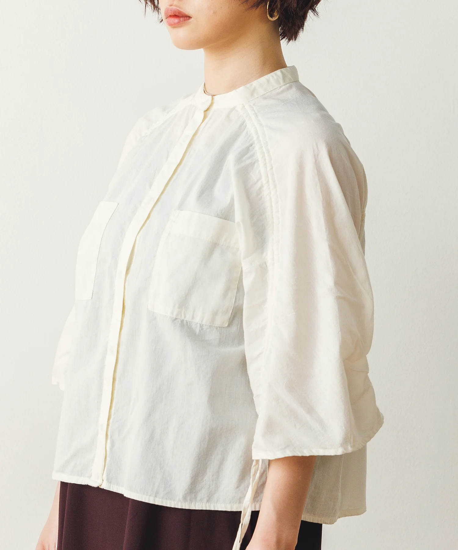 ギャザーシャツ