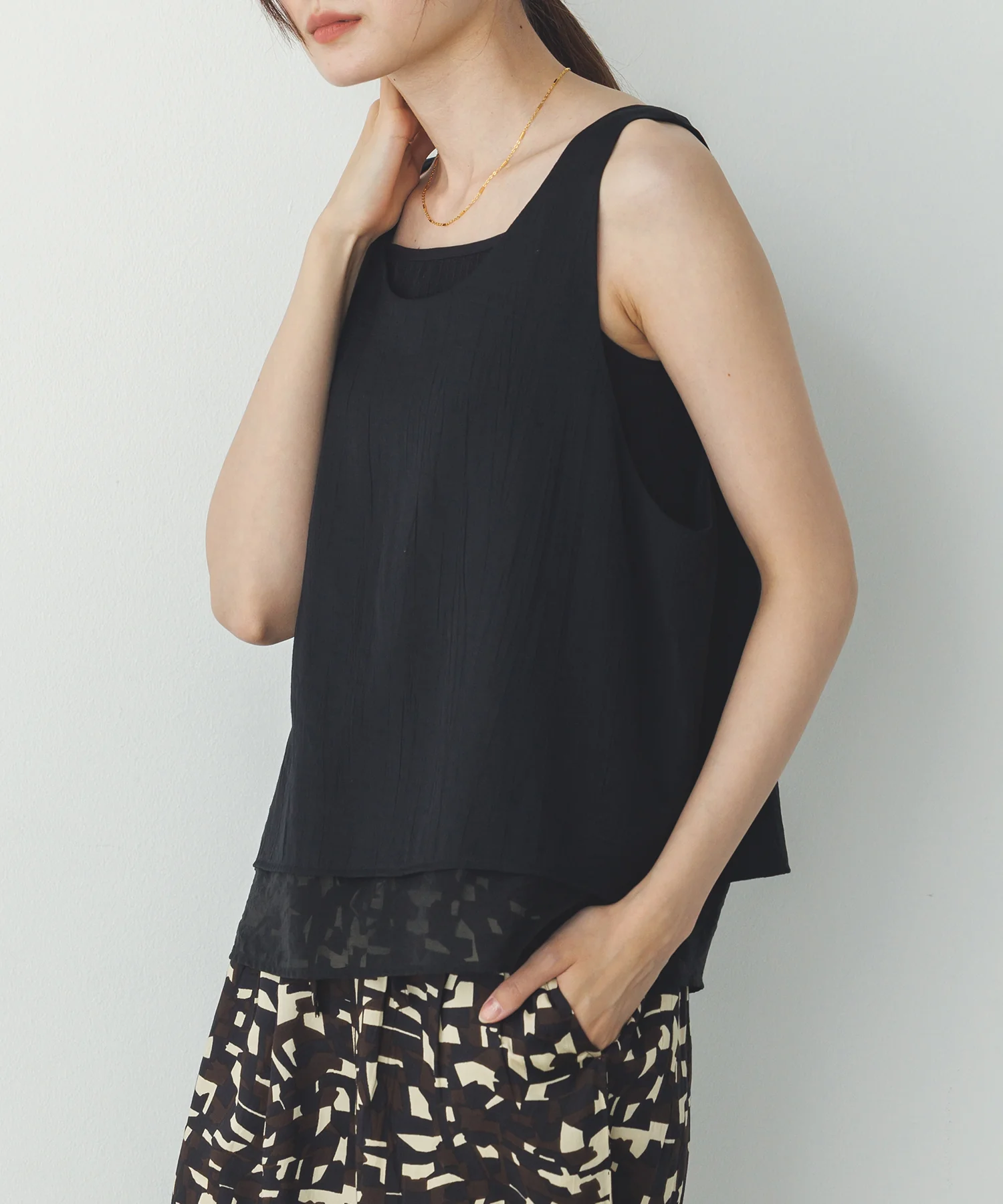 ワッシャーサテン ゆるタンクトップ