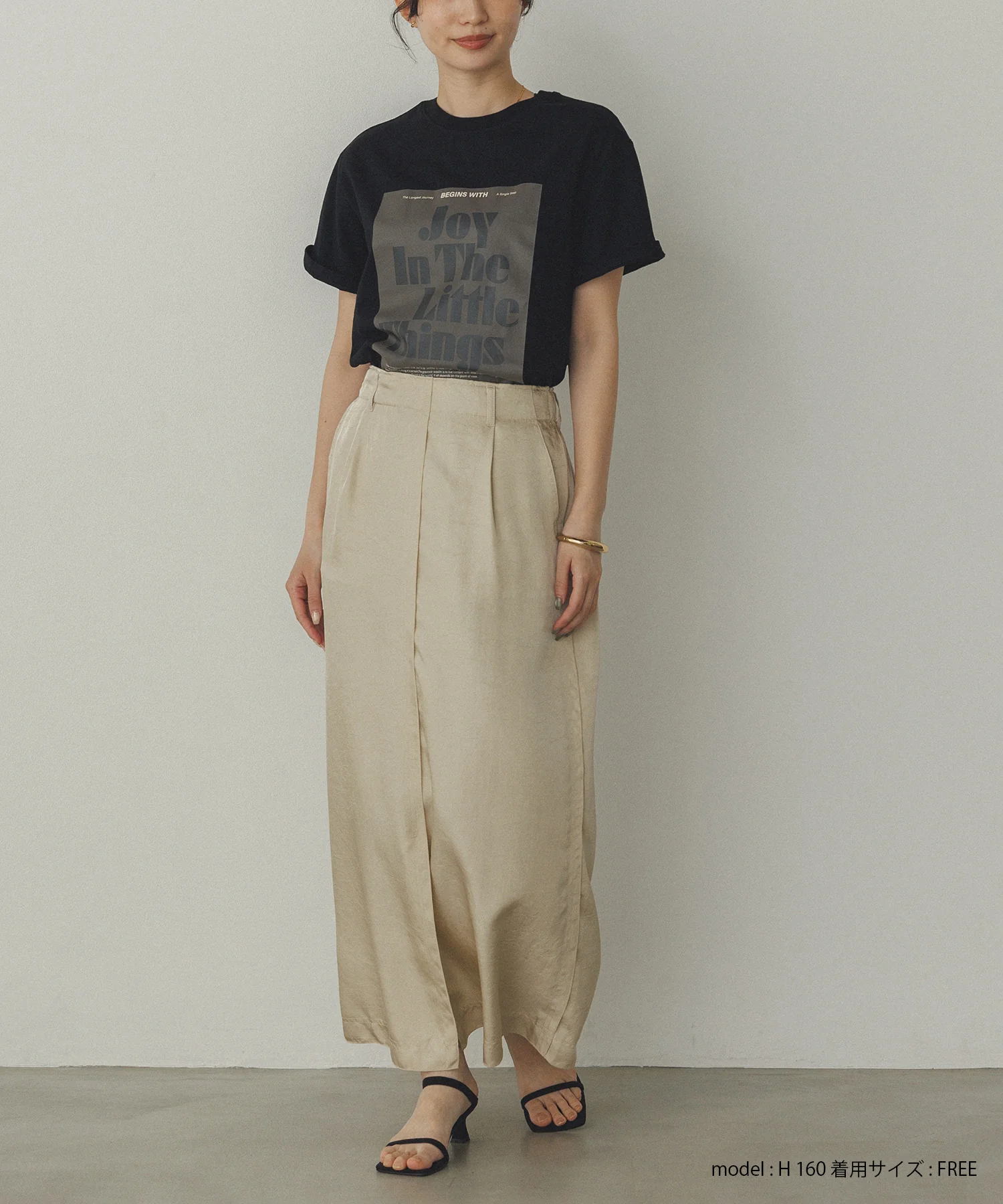 半袖 ロゴプリントTシャツ