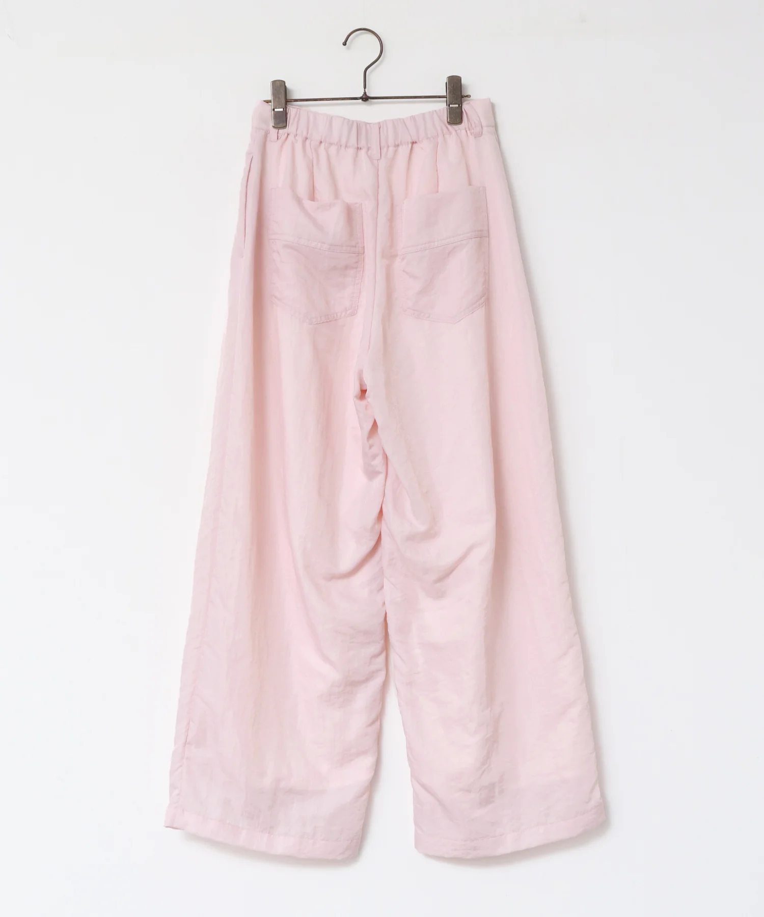 ナイロンツイル タックパンツ