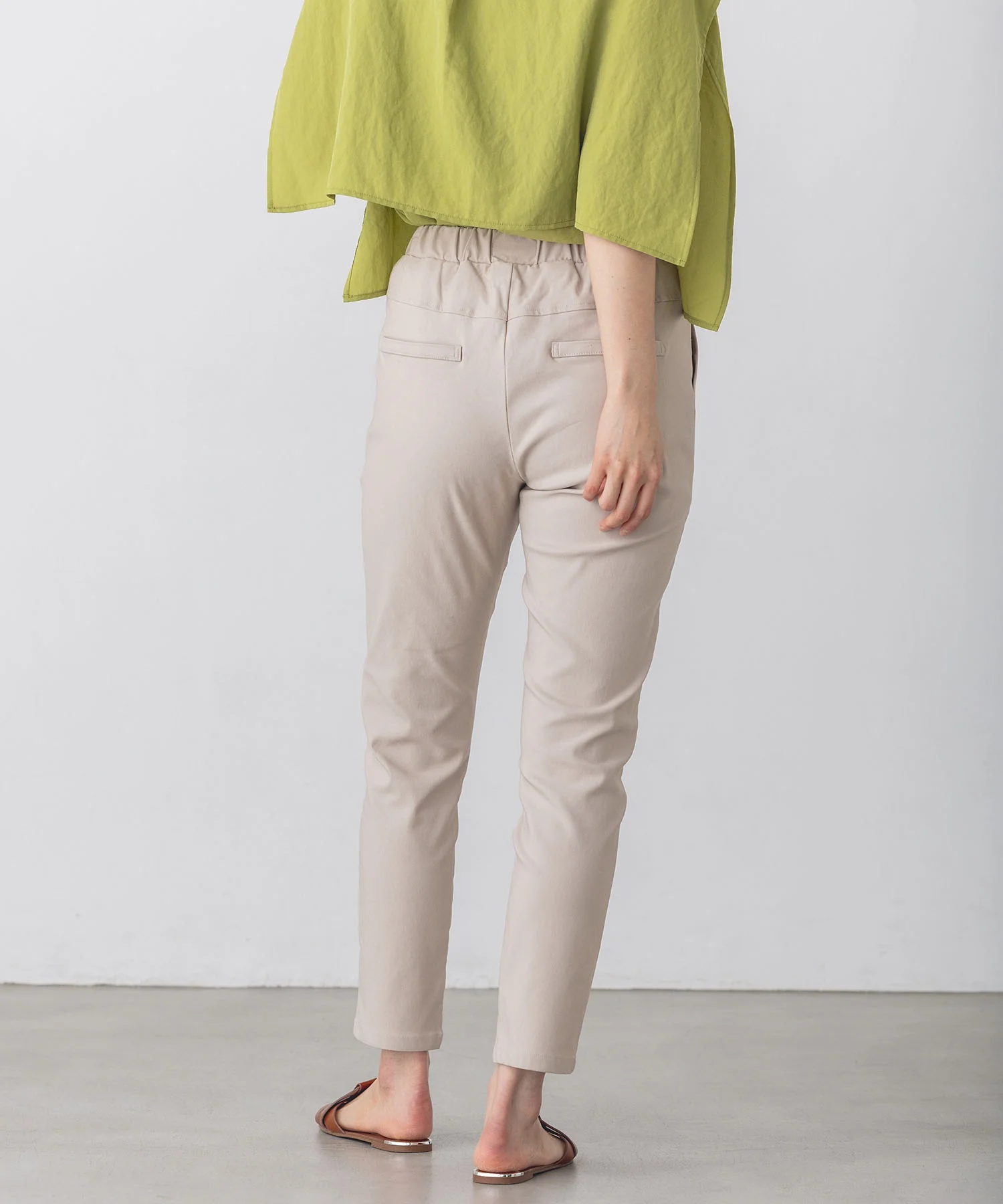 無地 バリらくテーパードパンツ S Mサイズ