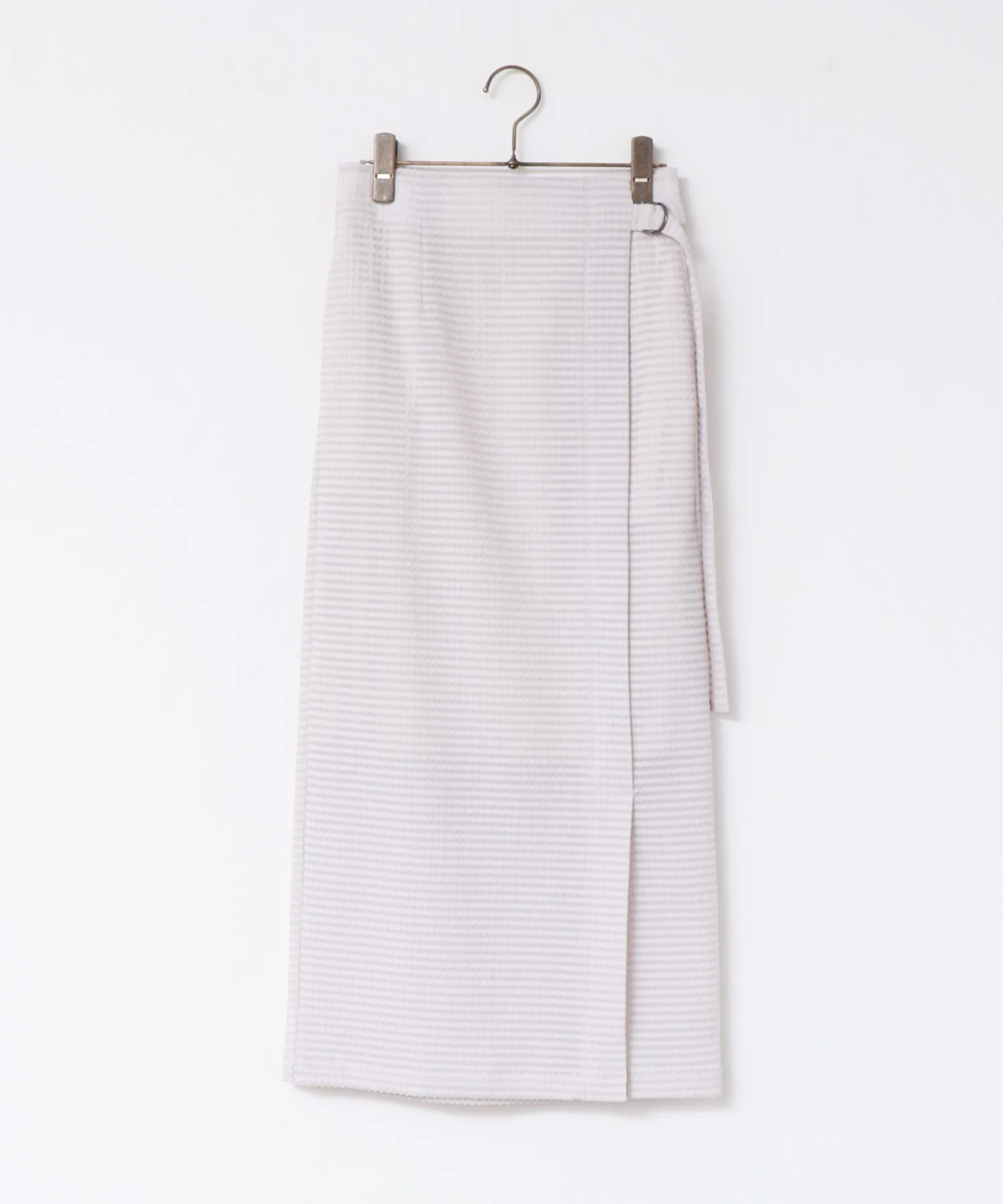 ラップ風ナロースカート