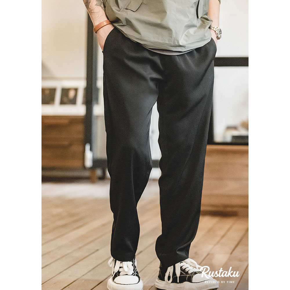 ミッドライズストレートカーキスラックス　シワになりにくい イージーケア