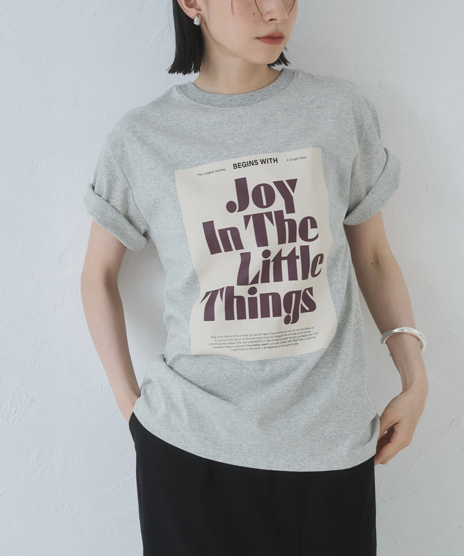 半袖 ロゴプリントTシャツ