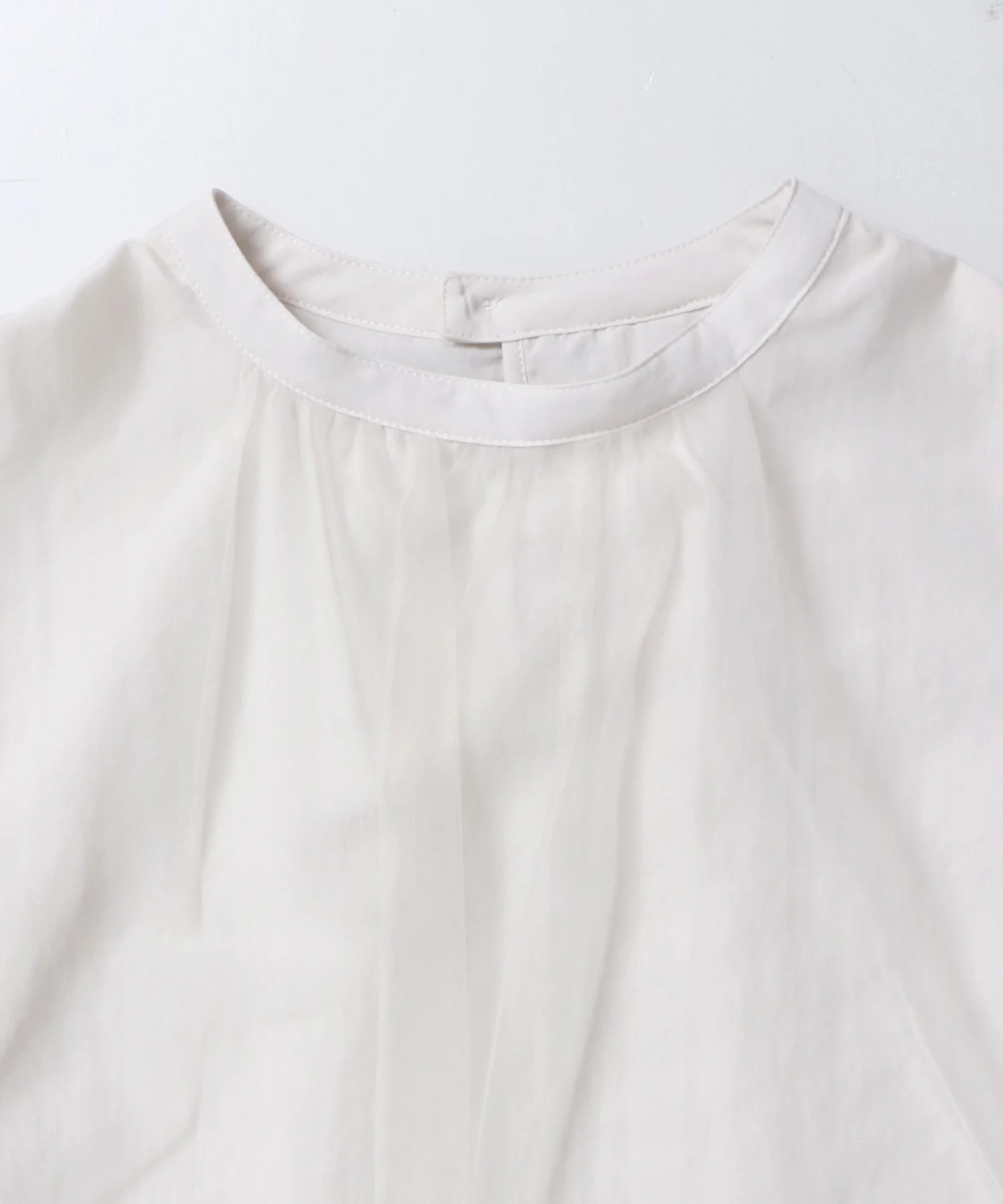 チュール レイヤードブラウス