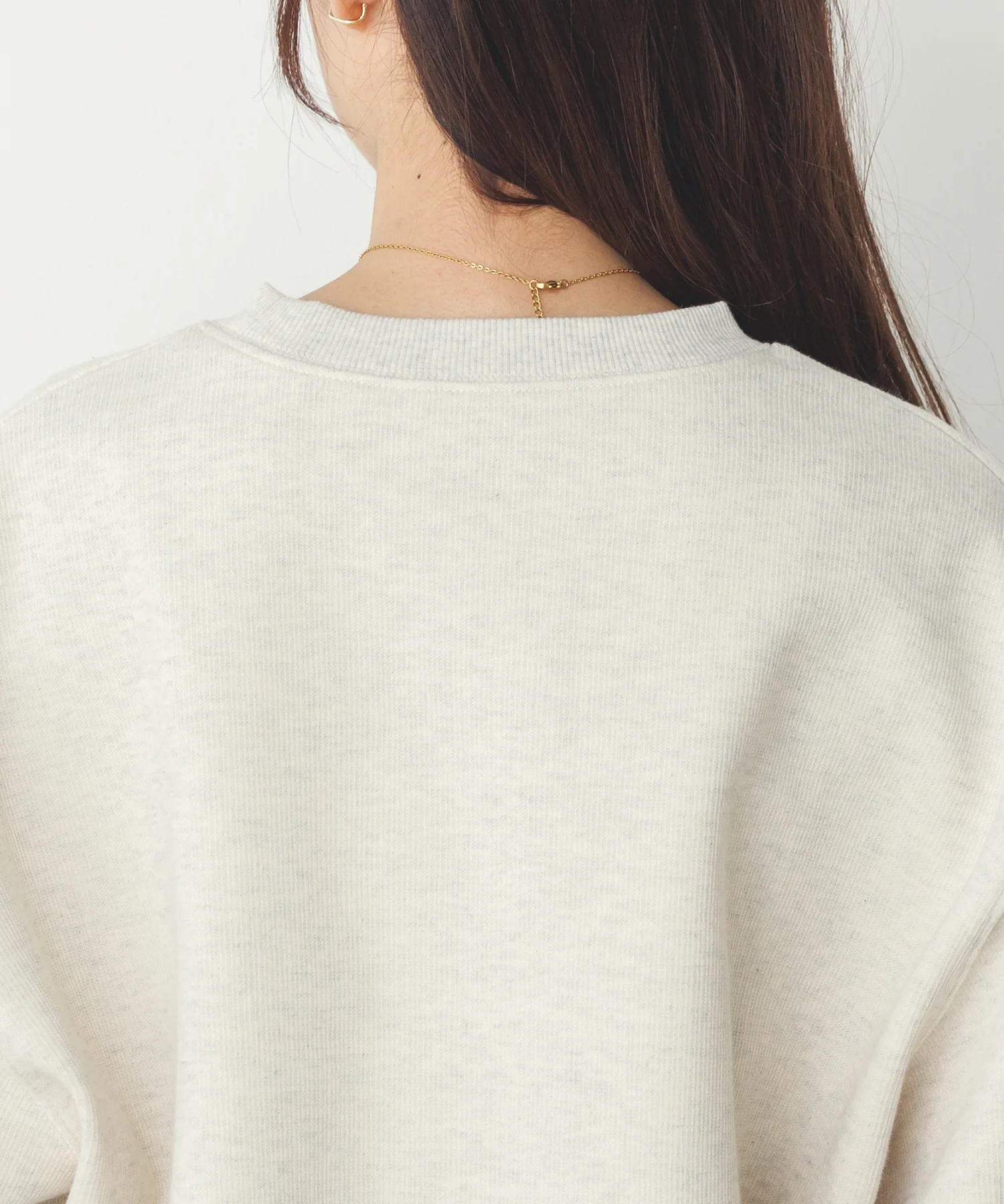 スリーブタック ロゴプリントスウェット