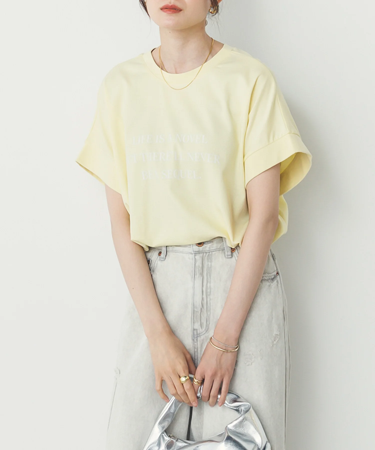 紫外線変化 ロゴTシャツ