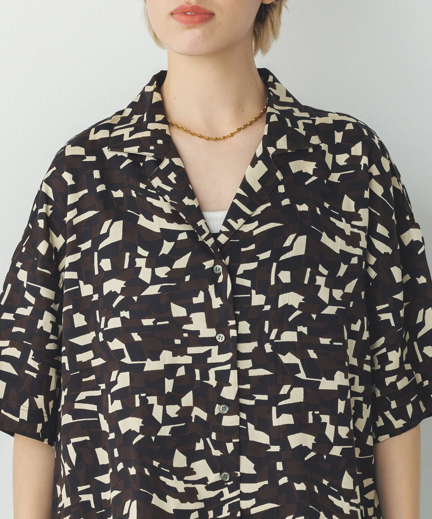 ジオメトリックプリント 半袖シャツ