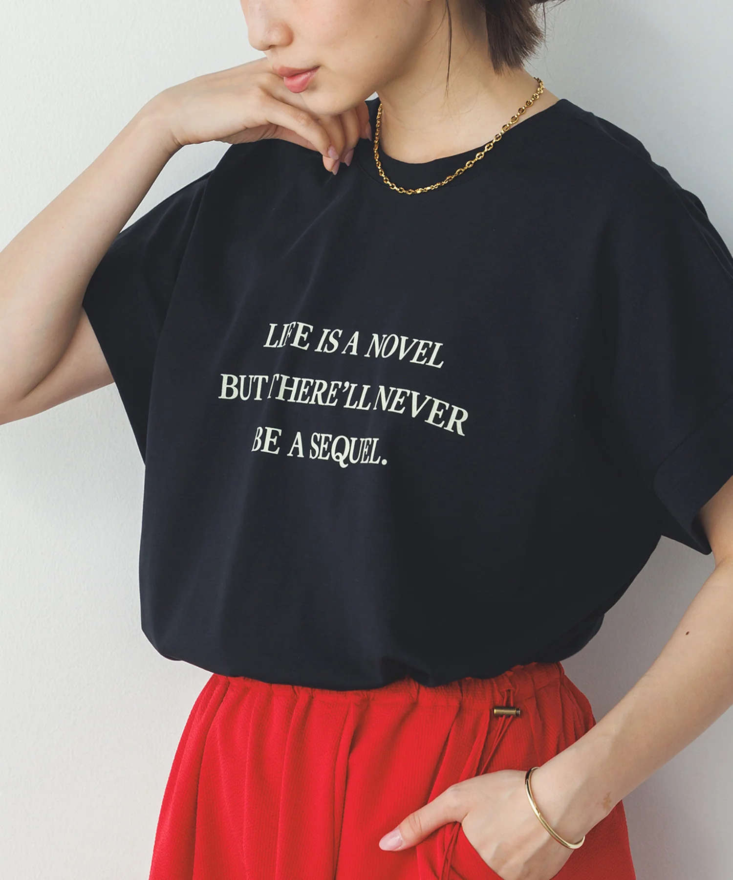 紫外線変化 ロゴTシャツ