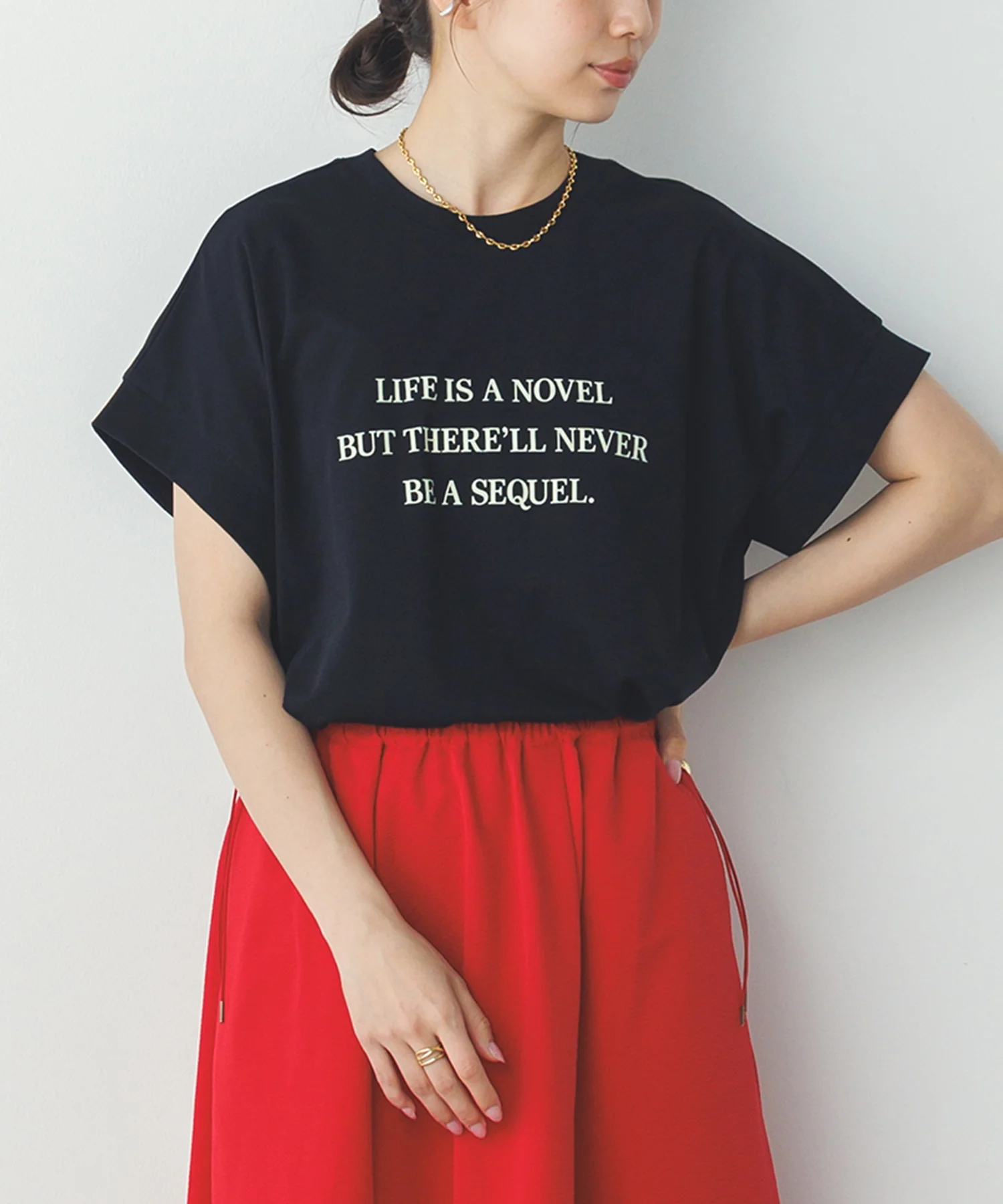 紫外線変化 ロゴTシャツ