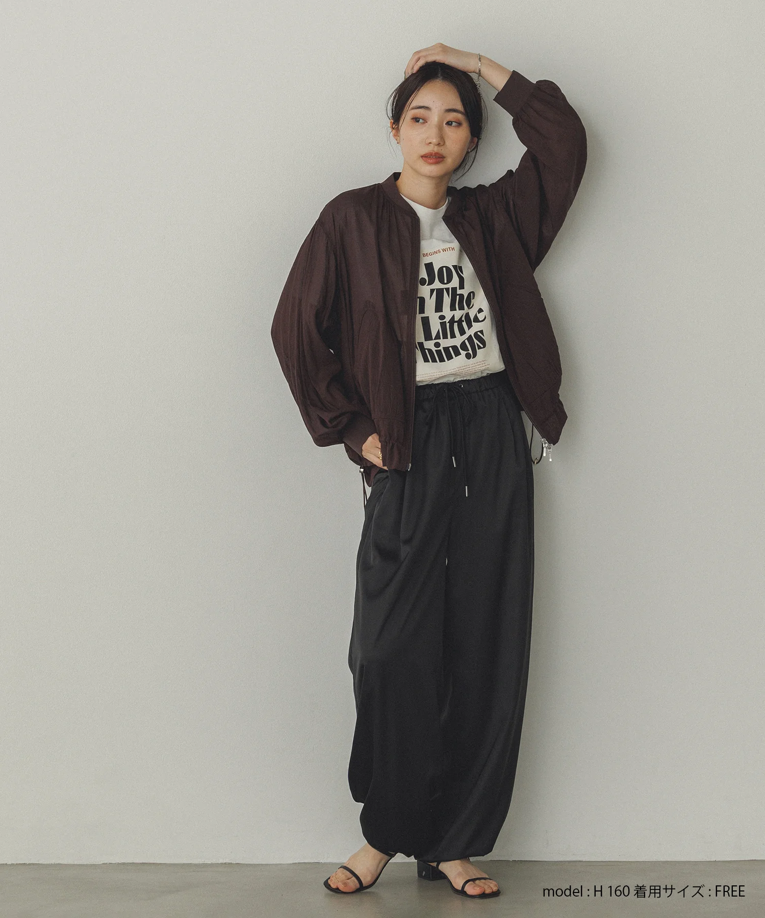 半袖 ロゴプリントTシャツ