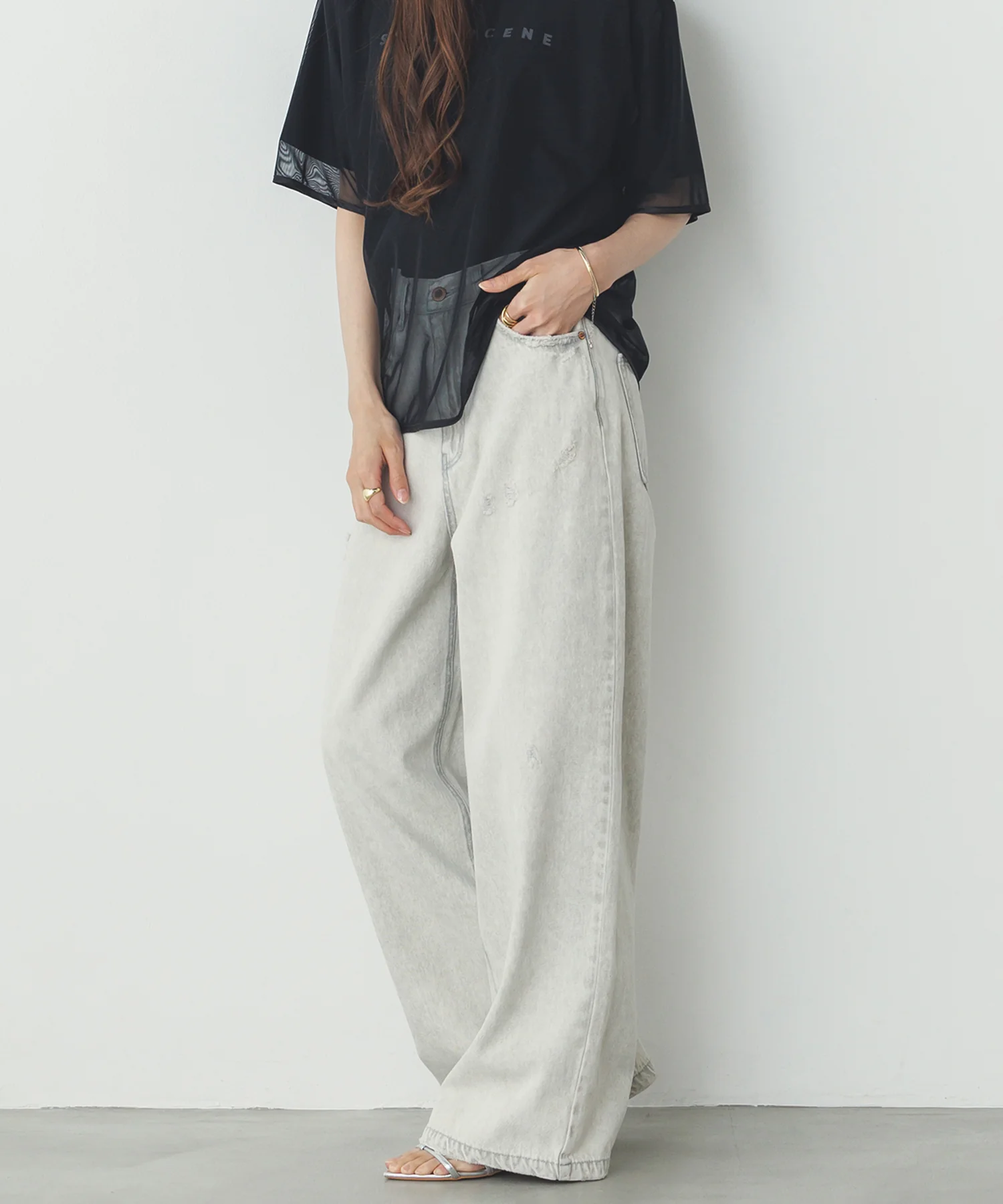 ダメージデニム ゆるストレートパンツ