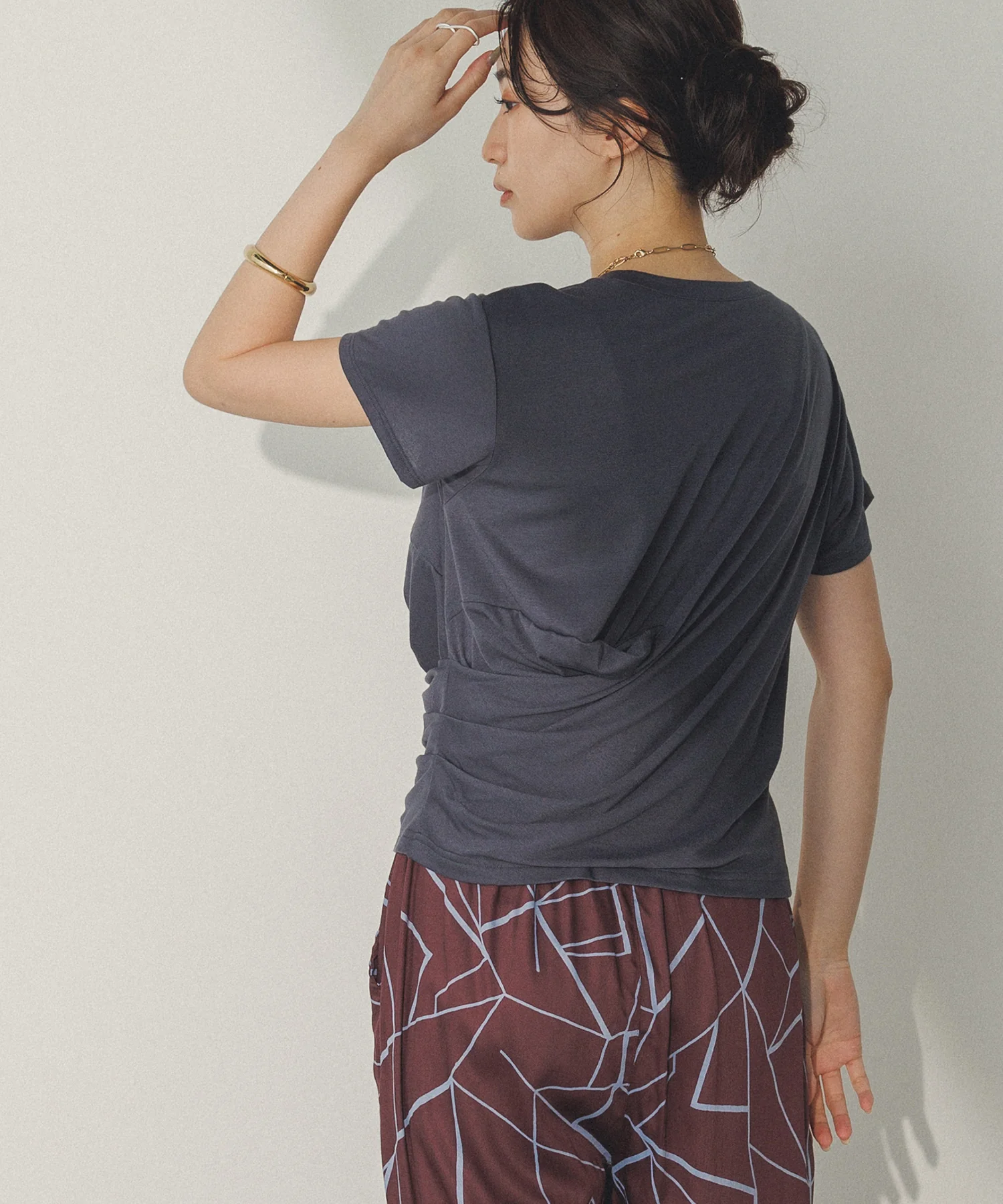 ドレープ デザイントップス