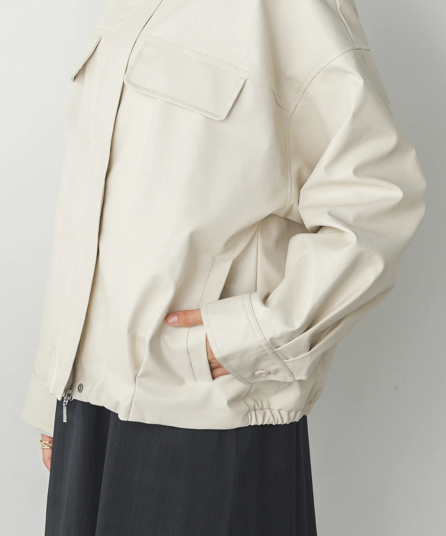 フェイクレザー オーバーブルゾン